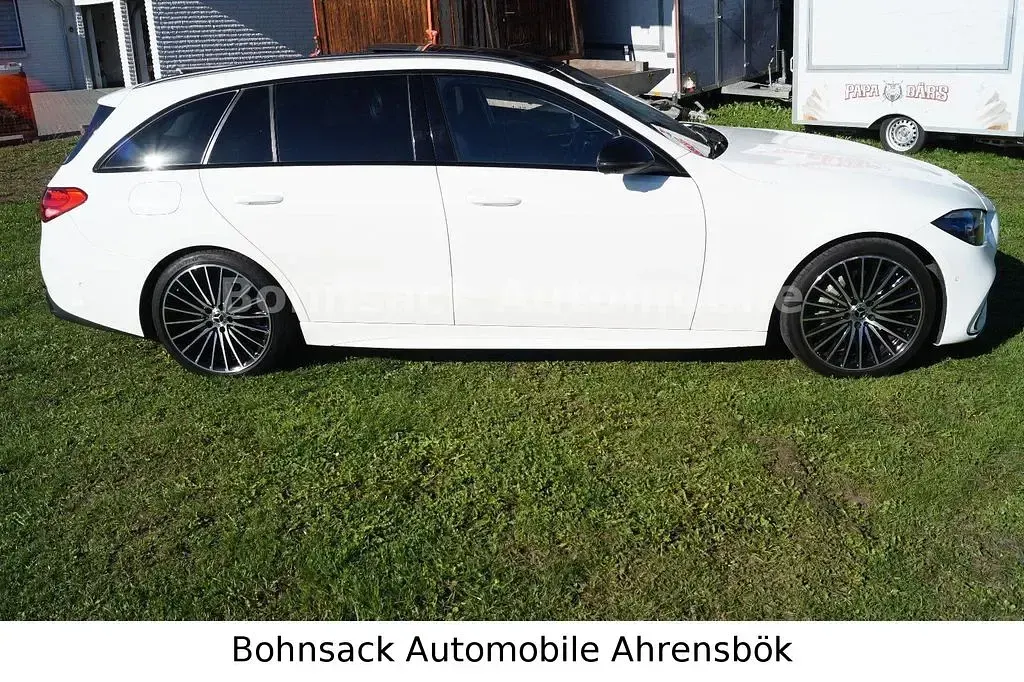Gebraucht Mercedes C300 AMG 258 PS (189 kW) 2022 Weiß Kombi