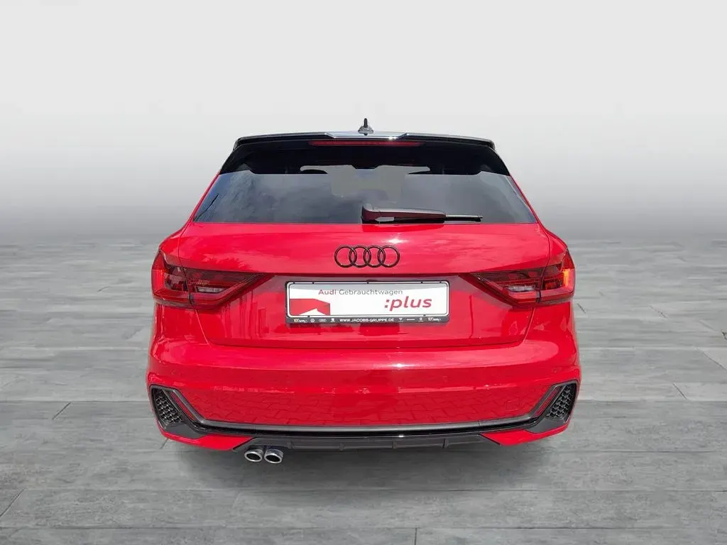 Gebraucht Audi A1 Sportback Ambiente 207 PS (152 kW) 2025 Rot Kleinwagen