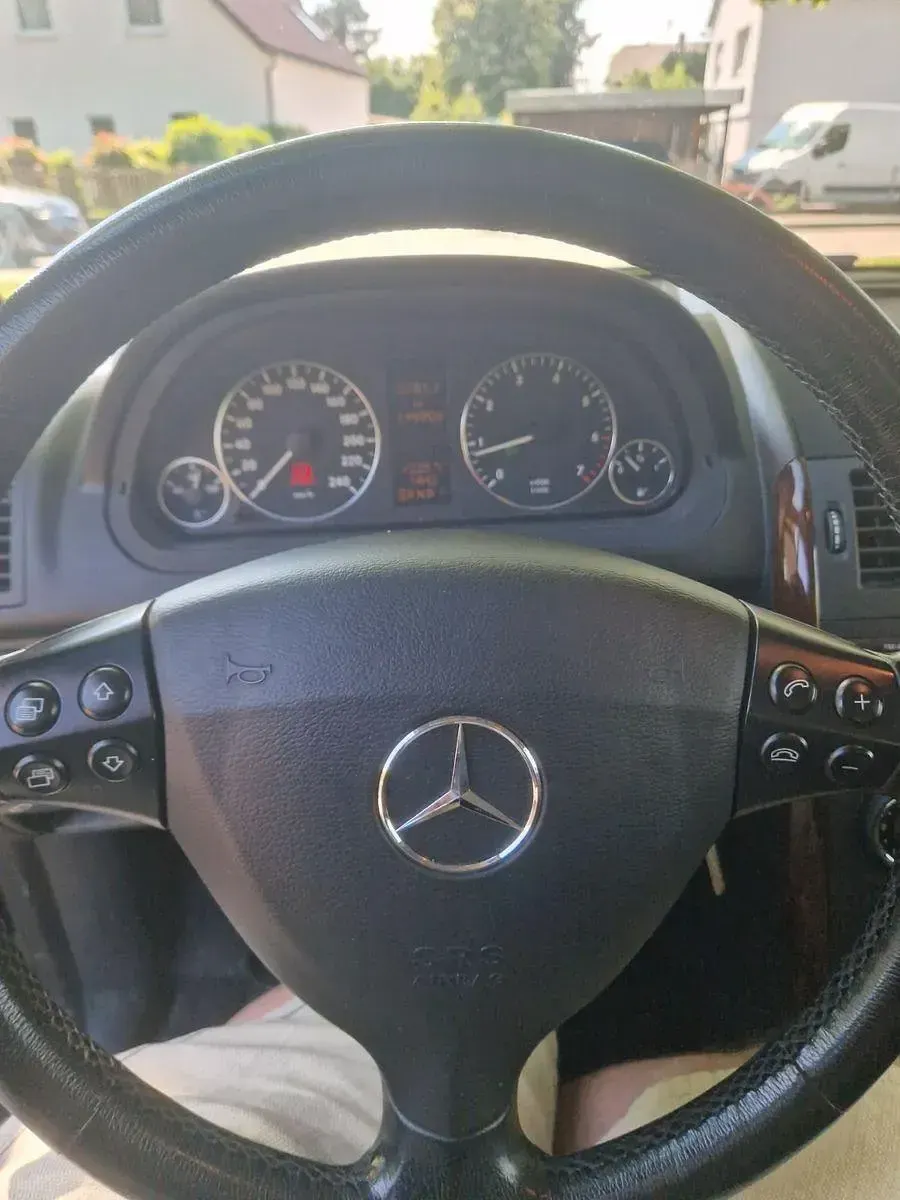 Gebraucht Mercedes A150 Elegance 95 PS (69 kW) 2006 Schwarz Kleinwagen