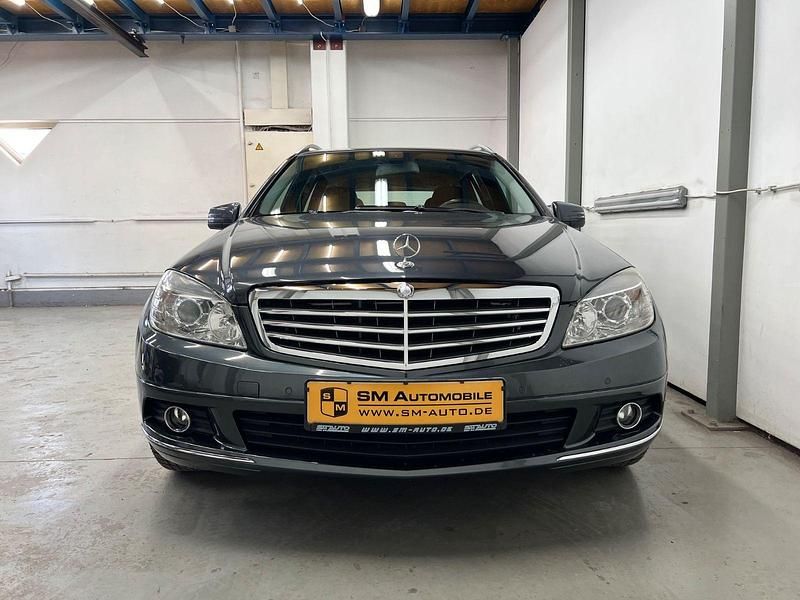 Gebraucht Mercedes C200 Elegance 184 PS (135 kW) 2009 Grau Kombi