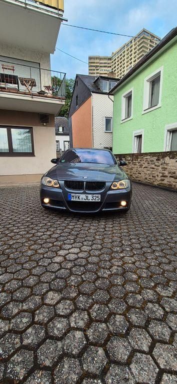 Schwarz Gebraucht 2008 BMW 325 M Sport Limousine | 7.999 € (Teuer) - Bild 1/4