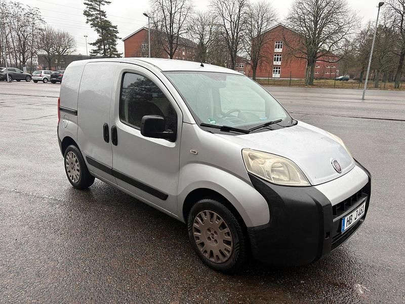 Gebraucht Fiat Fiorino 75 PS (55 kW) 2010 Silber Van / Kleinbus