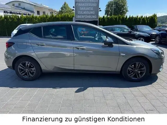 Gebraucht Opel Astra 145 PS (106 kW) 2020 You drive me crazy Limousine