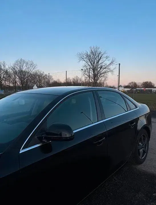 Używany Audi A4 159 KM (116 kW) 2009 Czarny Sedan/Limuzyna