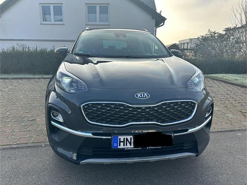 Grau Gebraucht 2020 Kia Sportage SUV | 17.800 € (Guter Preis) - Bild 1/4