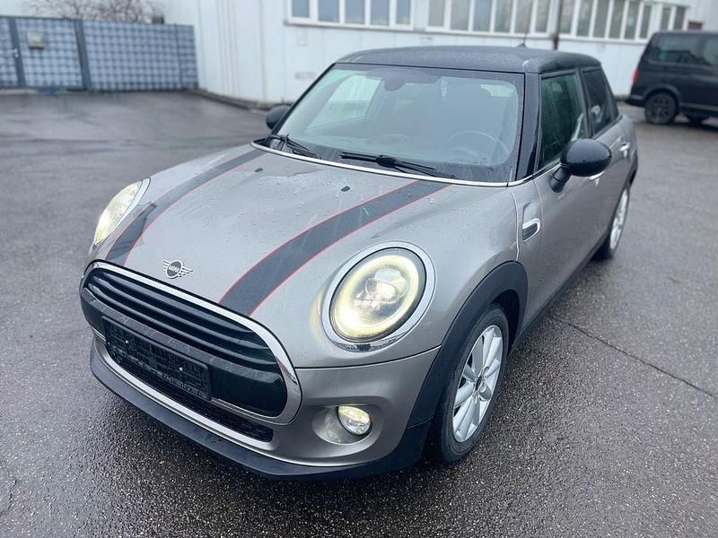 Gebraucht Mini Cooper 136 PS (100 kW) 2019 Silber Kleinwagen
