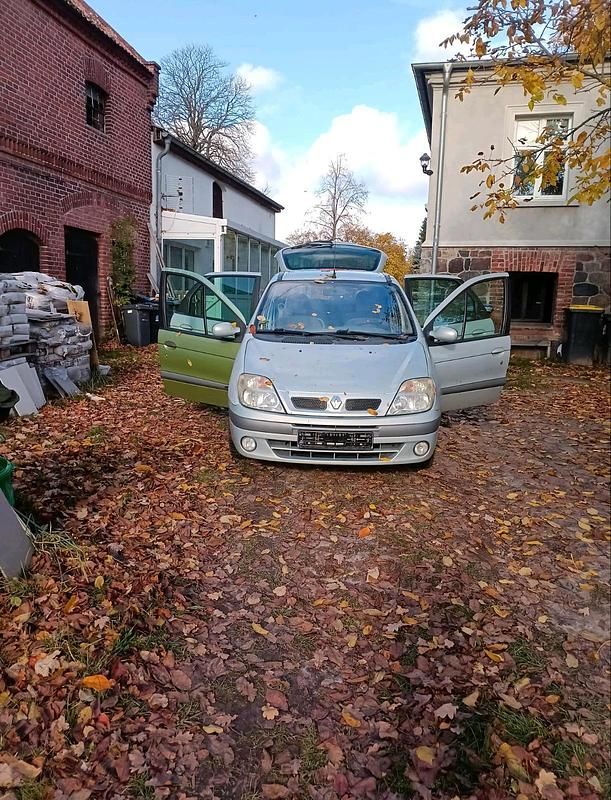 Silber Gebraucht 2003 Renault Scénic Van / Kleinbus | 950 € (Fairer Preis) - Bild 1/4