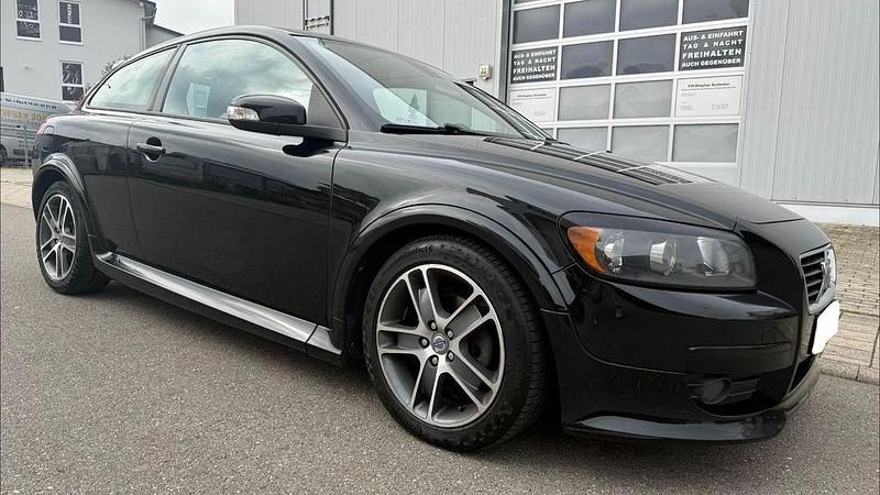 Gebraucht Volvo C30 Momentum 136 PS (100 kW) 2009 Black stone solid / solid Kleinwagen