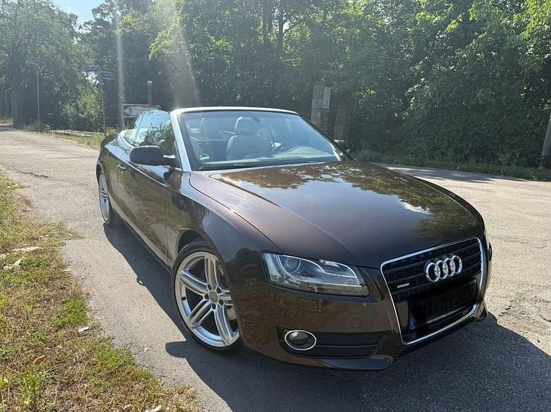 Braun Gebraucht 2010 Audi A5 Cabriolet Sport Cabrio | 12.000 € (Fairer Preis) - Bild 1/4