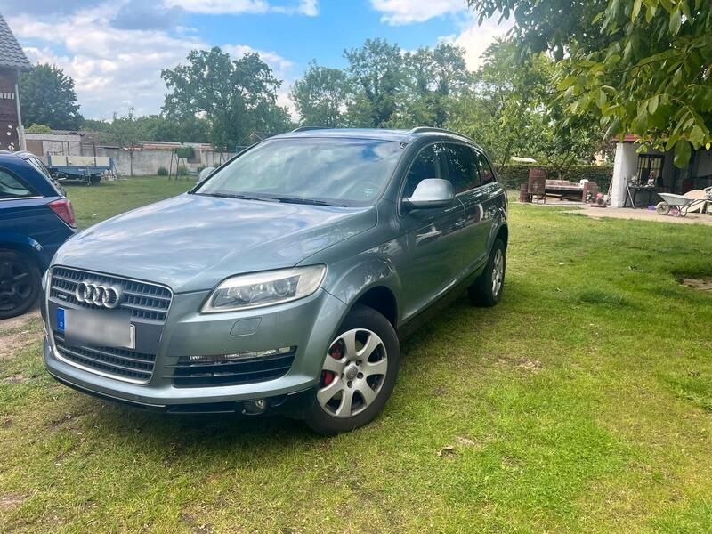 Silber Gebraucht 2006 Audi Q7 SUV | 6.990 € (Teuer) - Bild 1/4