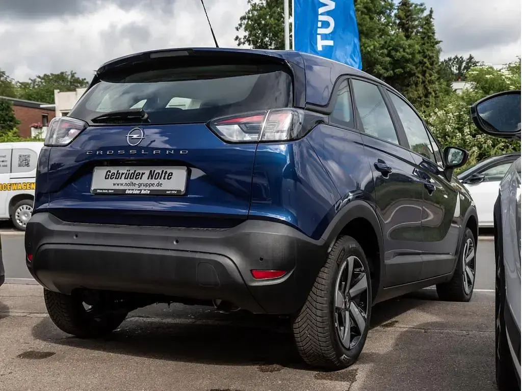Gebraucht Opel Crossland Enjoy 131 PS (96 kW) 2023 Blau SUV