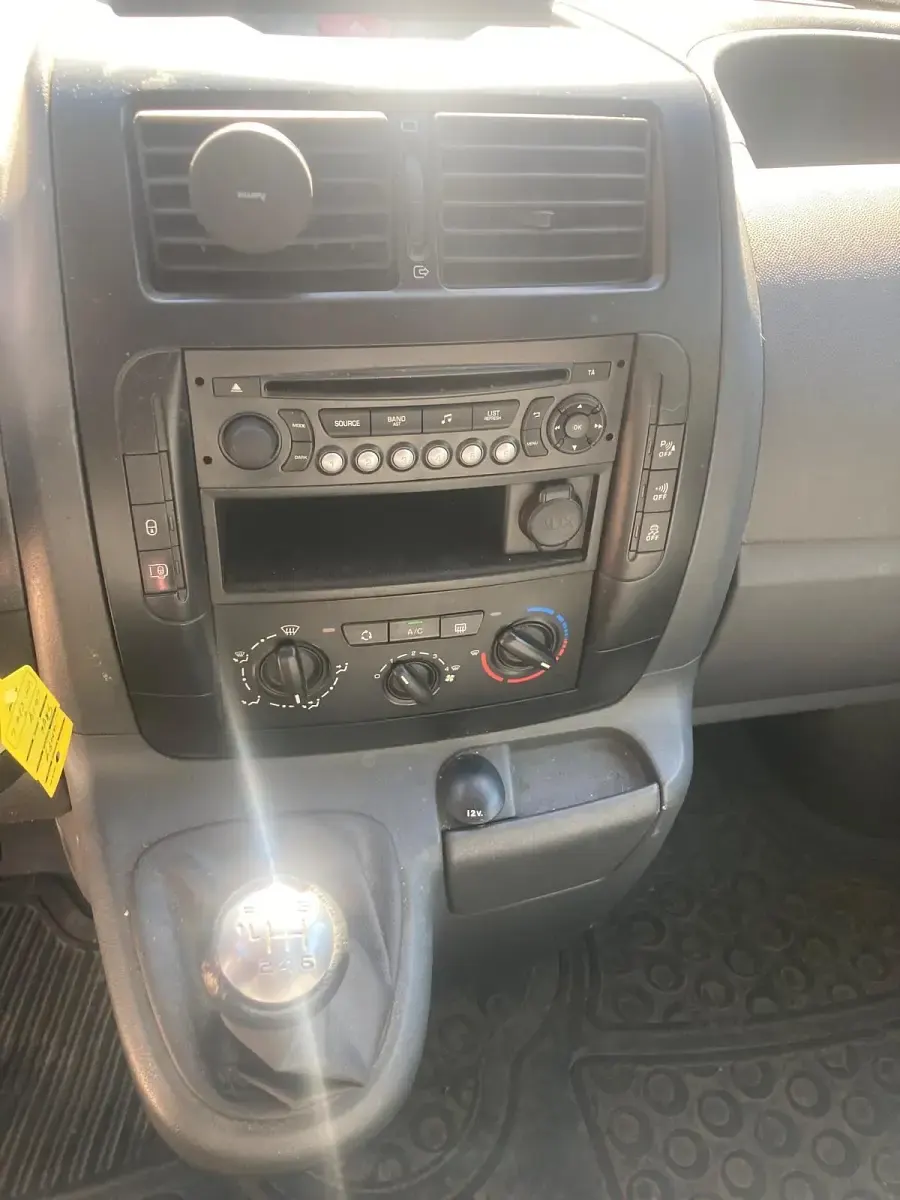 Gebraucht Citroën Jumpy 128 PS (94 kW) 2014 Silber Van / Kleinbus