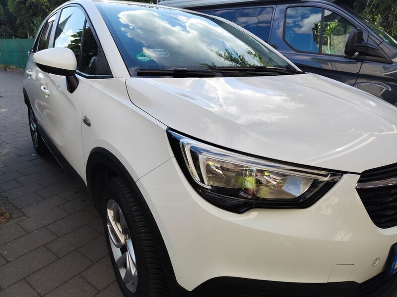 Weiß Gebraucht 2020 Opel Crossland Innovation SUV | 11.990 € (Guter Preis) - Bild 1/4