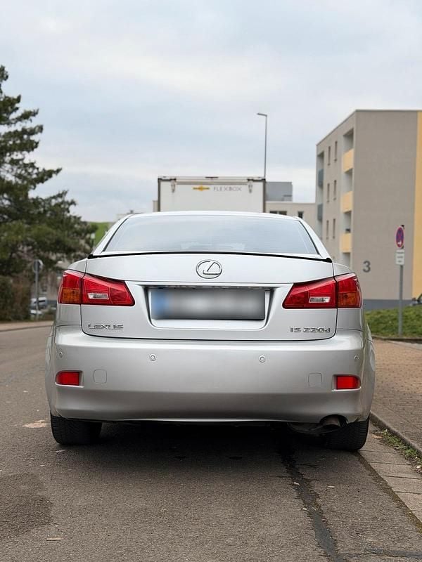 Second-hand Lexus IS220d 177 CP (130 kW) 2008 Argintiu Berlinǎ