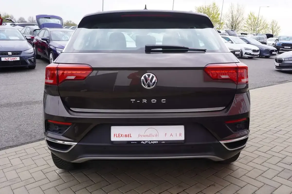 Gebraucht VW T-Roc 110 PS (80 kW) 2022 Grau SUV