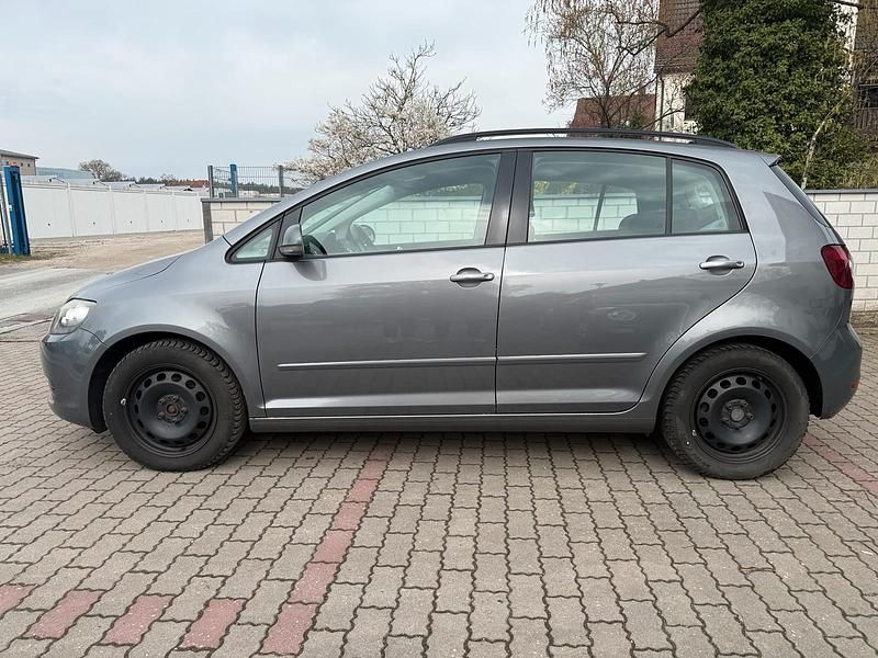 Gebraucht VW Golf VI 105 PS (77 kW) 2011 Grau Kleinwagen