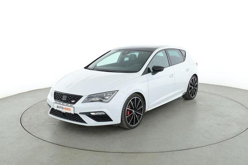 Weiß Gebraucht 2017 Cupra Leon Limousine | 21.980 € (Fairer Preis) - Bild 1/3