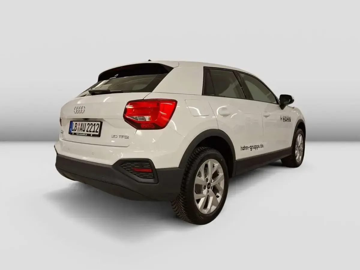 Gebraucht Audi Q2 116 PS (85 kW) 2026 Weiß SUV