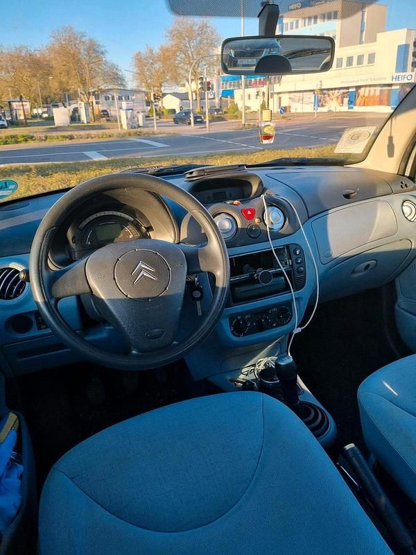 Second-hand Citroën C3 2003 Argintiu Berlinǎ