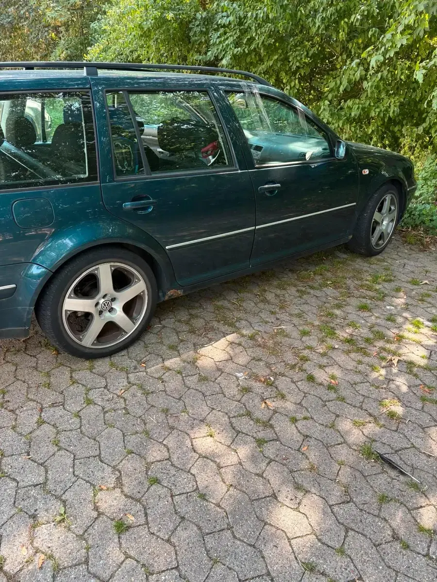 Gebraucht VW Bora 105 PS (77 kW) 2002 Grün Kombi