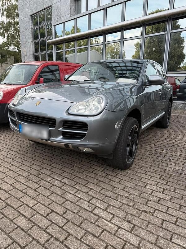 Grau Gebraucht 2006 Porsche Cayenne SUV | 6.900 € (Guter Preis) - Bild 1/4
