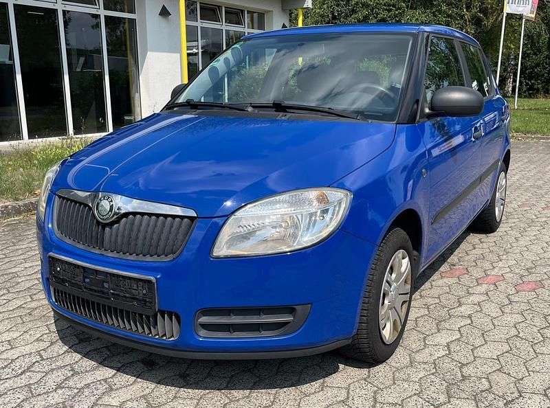 Blau Gebraucht 2009 Skoda Fabia Cool Edition Limousine | 1.900 € (Fairer Preis) - Bild 1/4