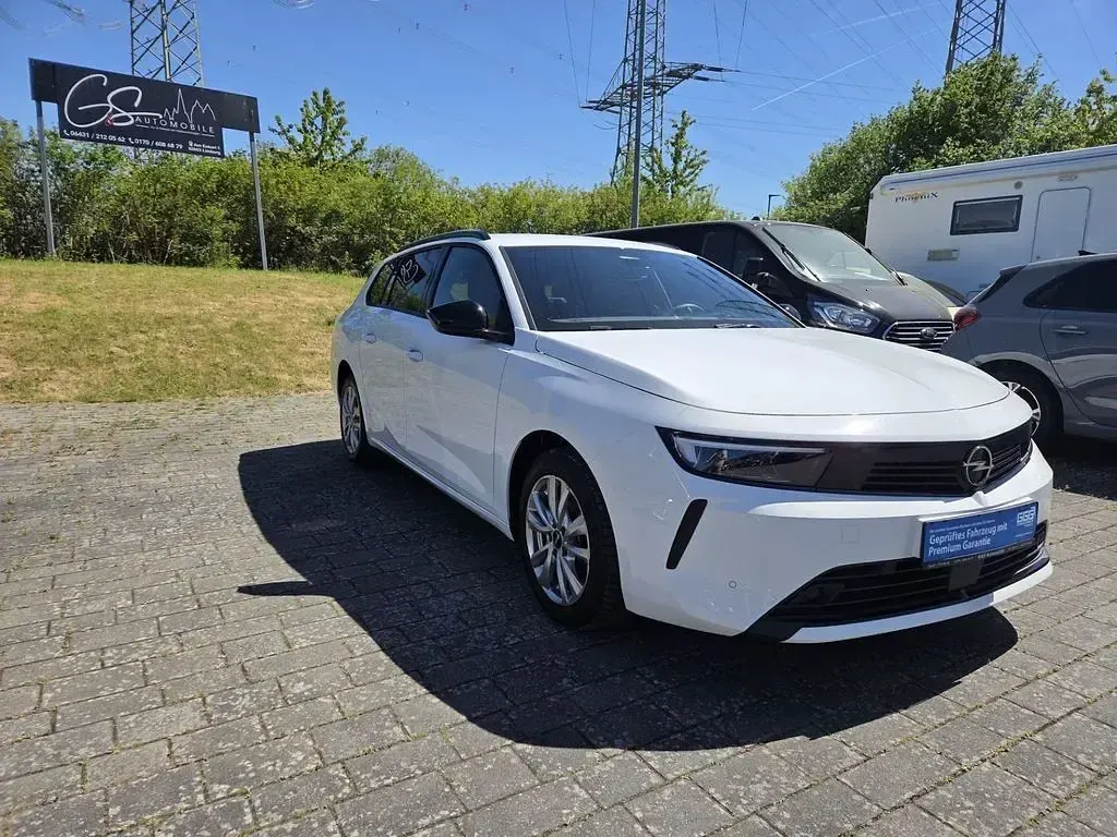 Usata Opel Astra Edition 131 CV (96 kW) 2025 Bianco Utilitaria