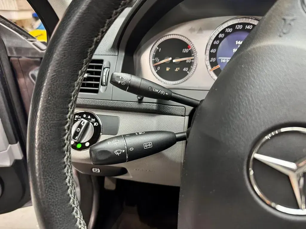 Gebraucht Mercedes C230 204 PS (150 kW) 2007 Tenoritgrau  metalliclack Limousine