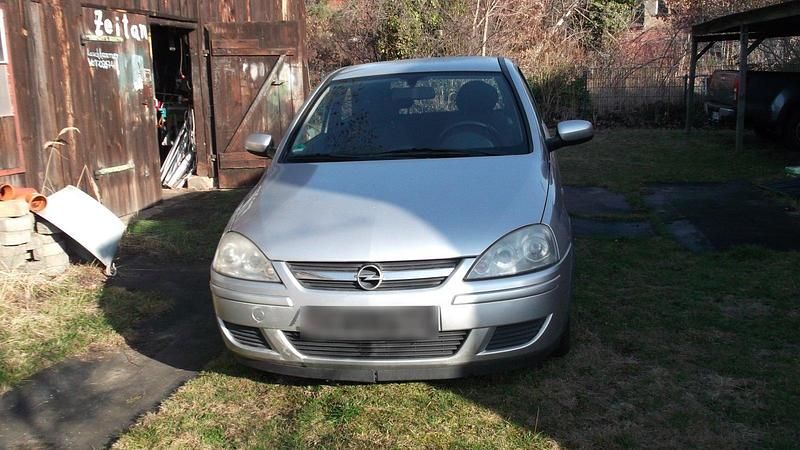 Gebraucht Opel Corsa 60 PS (44 kW) 2005 Silber Kleinwagen