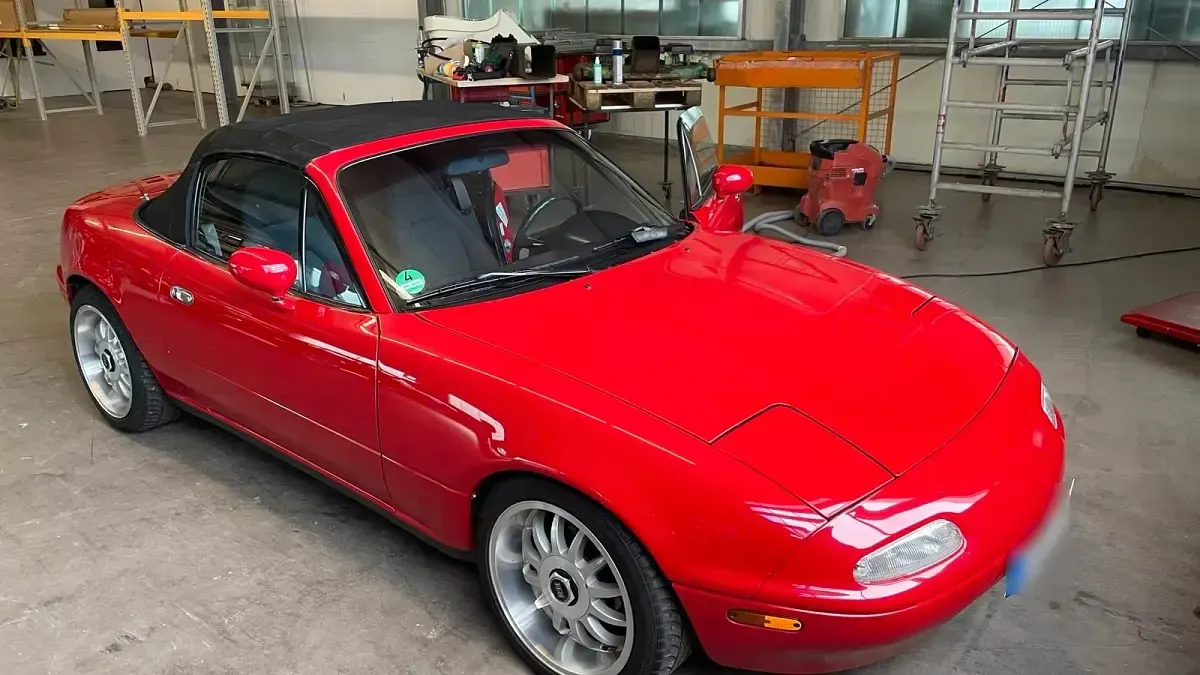 Gebraucht Mazda MX5 115 PS (84 kW) 1990 Rot Cabrio