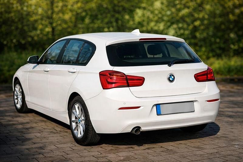 Gebraucht BMW 118 Performance 136 PS (100 kW) 2017 Weiß Kleinwagen