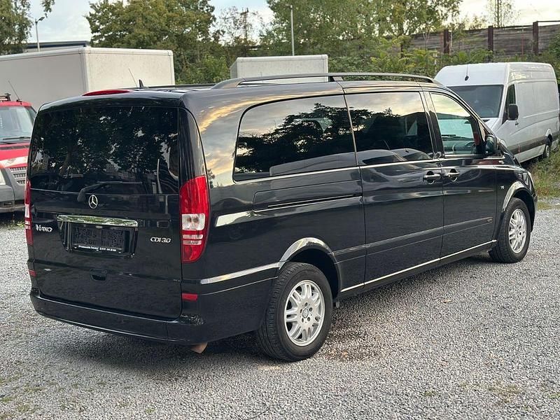 Gebraucht Mercedes Viano 224 PS (164 kW) 2014 Schwarz Van / Kleinbus