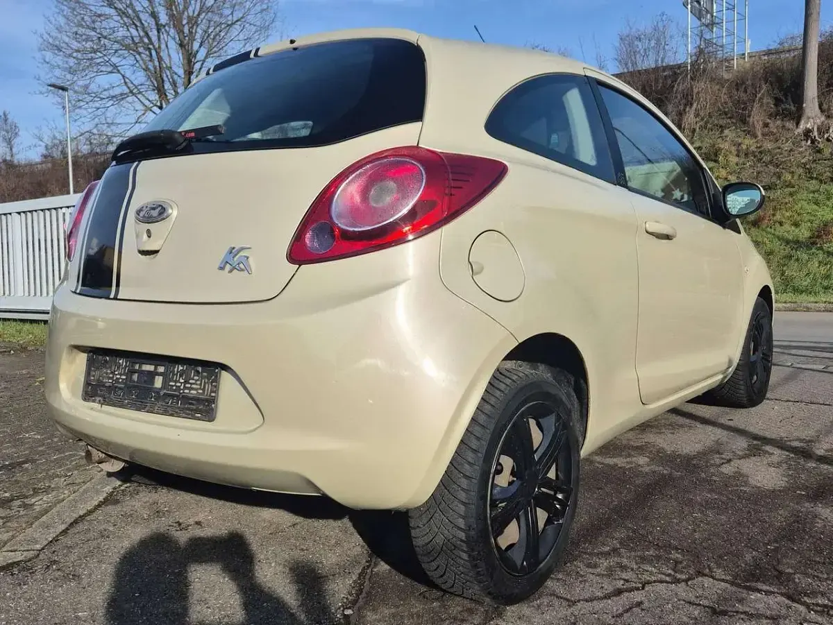 Gebraucht Ford Ka Titanium 69 PS (50 kW) 2009 Sand metallic Kleinwagen