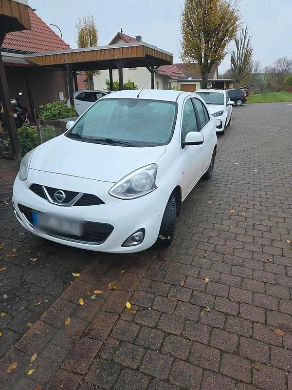 Weiß Gebraucht 2015 Nissan Micra Kleinwagen | 4.200 € (Guter Preis) - Bild 1/4
