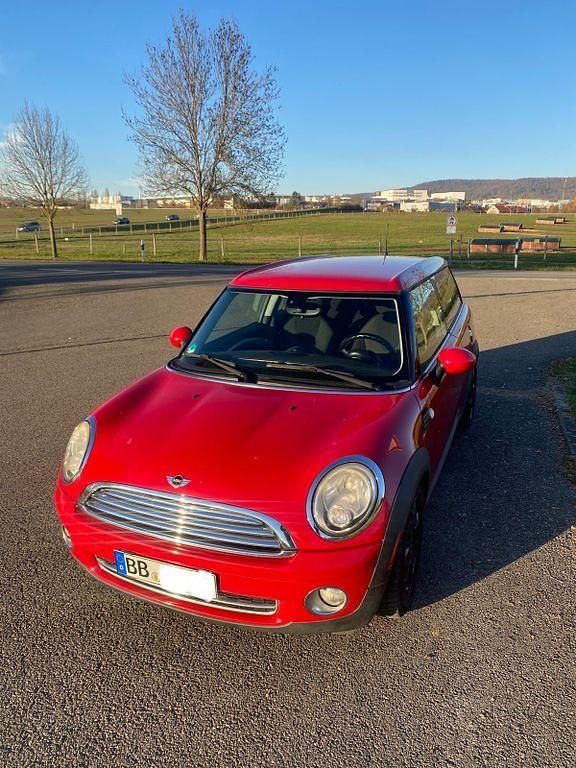 Rot Gebraucht 2009 Mini One Clubman Kombi | 4.500 € (Fairer Preis) - Bild 1/4