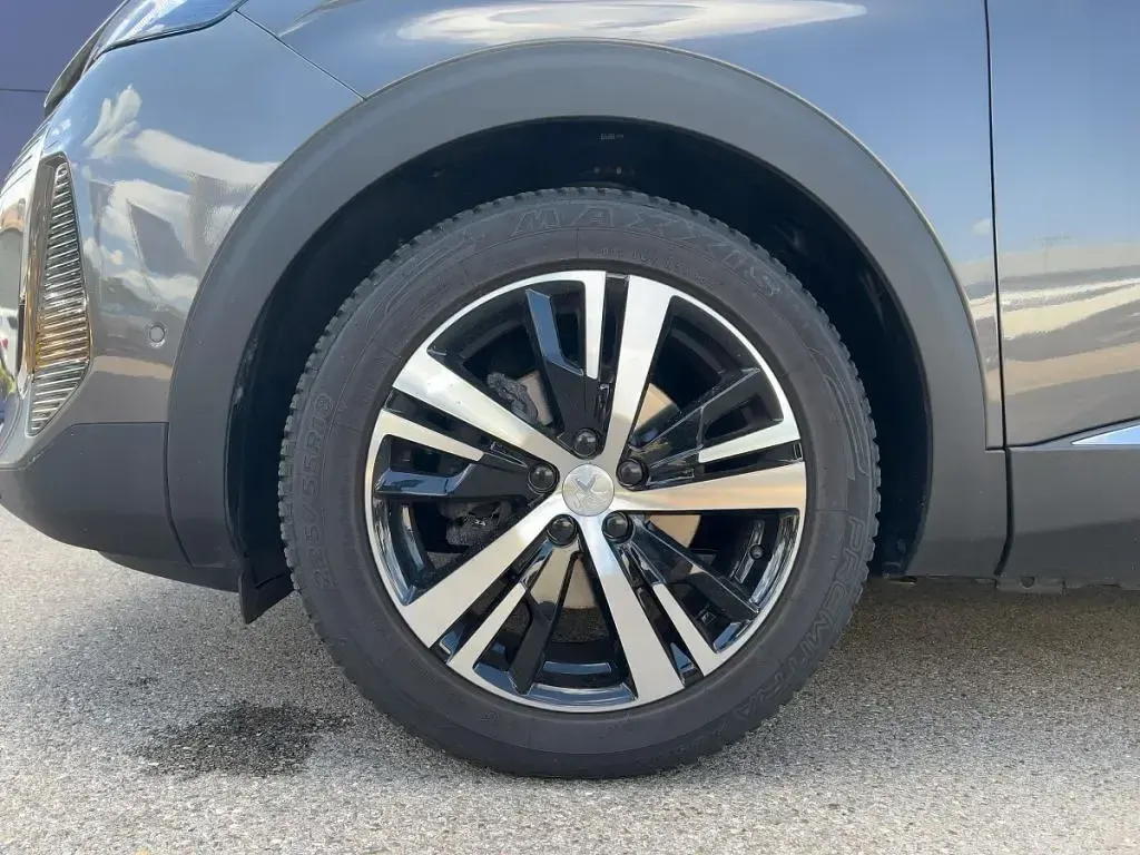 Gebraucht Peugeot 5008 GT 131 PS (96 kW) 2024 Platinium grau metallic (metallic) SUV