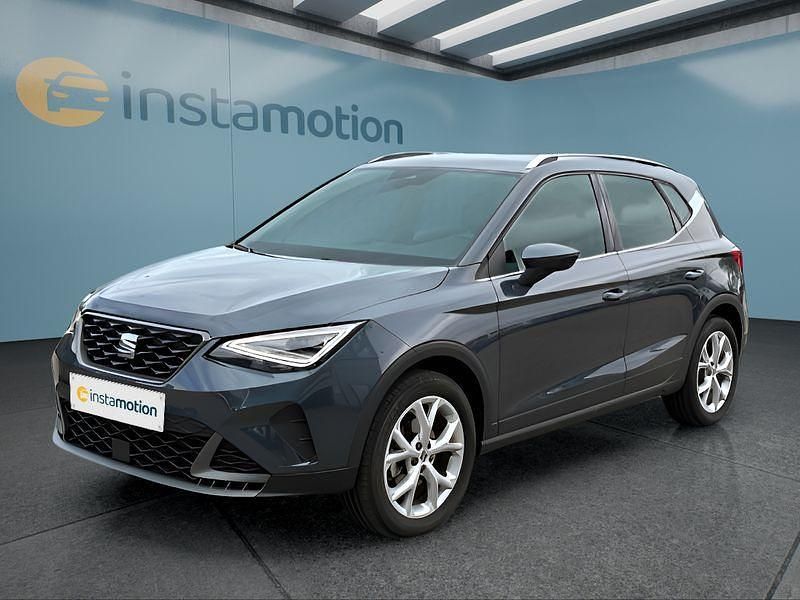 Grau Gebraucht 2024 Seat Arona FR SUV | 24.999 € (Fairer Preis) - Bild 1/4