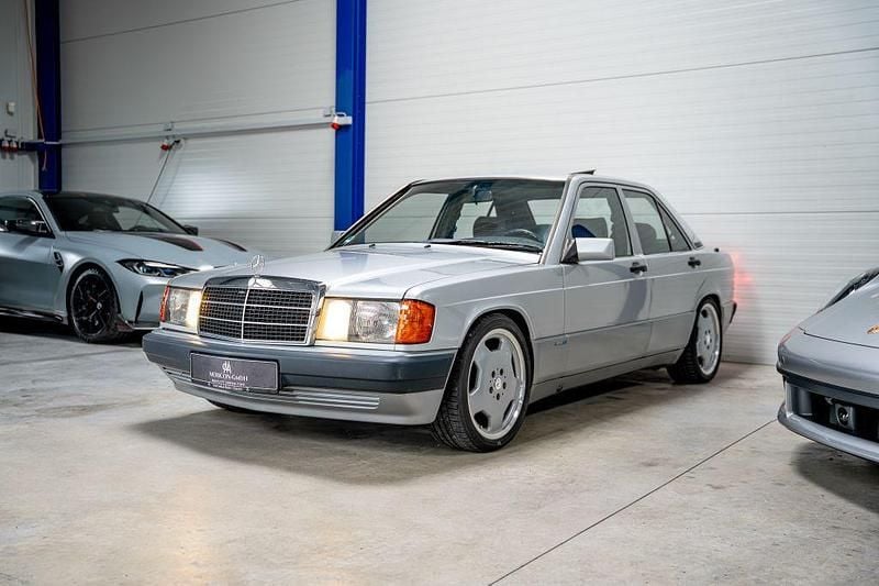 Silber Gebraucht 1992 Mercedes 190 Sportline Limousine | 4.500 € - Bild 1/4