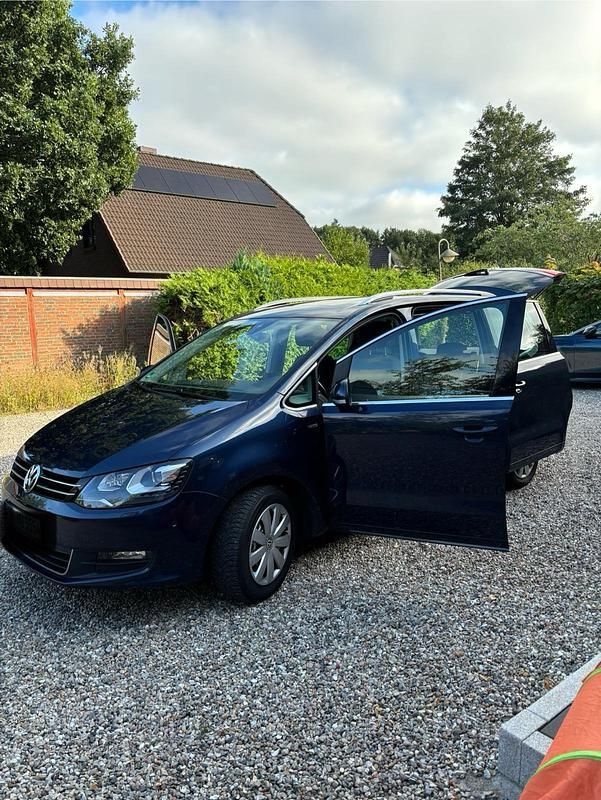 Gebraucht VW Sharan Life 140 PS (102 kW) 2013 Blau Van / Kleinbus