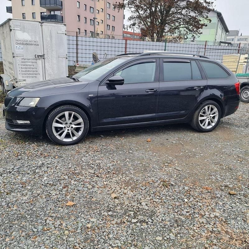Gebraucht Skoda Octavia Ambition 116 PS (85 kW) 2018 Schwarz Kombi