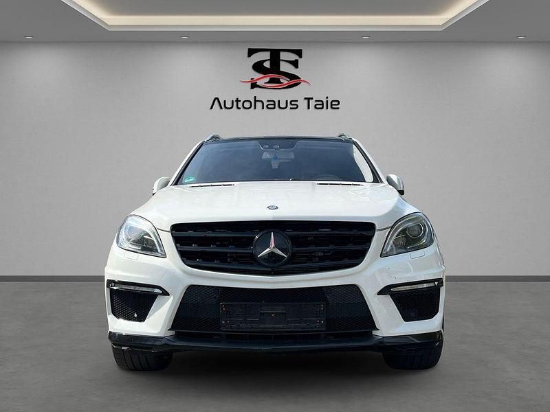 Gebraucht Mercedes ML63 AMG AMG 557 PS (409 kW) 2012 Calcitweiss  unilack SUV