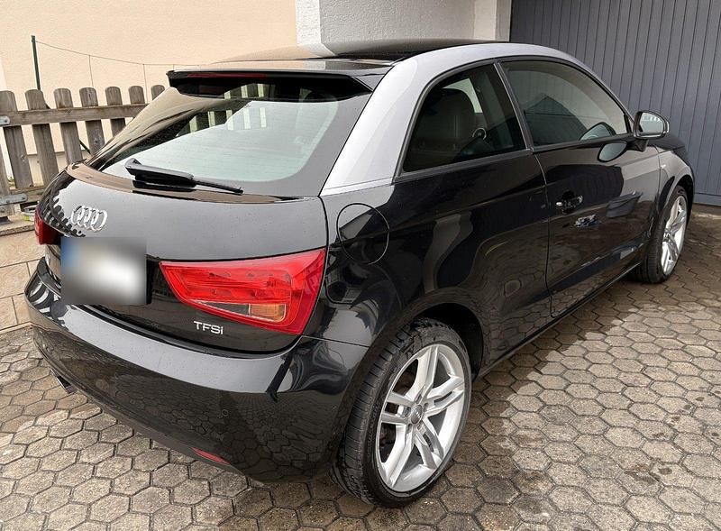 Gebraucht Audi A1 Ambition 122 PS (89 kW) 2014 Schwarz Kleinwagen