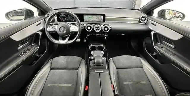 Gebraucht Mercedes A220 AMG Edition 1 190 PS (139 kW) 2018 Schwarz Kleinwagen