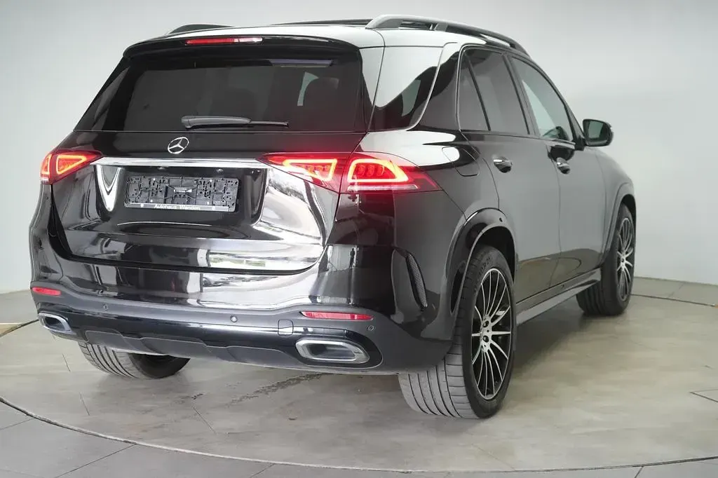 Gebraucht Mercedes GLE350 AMG 194 PS (142 kW) 2022 Schwarz SUV
