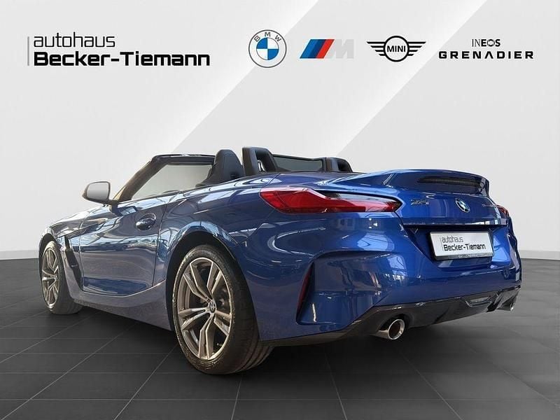 Gebraucht BMW Z4 M Sport 197 PS (144 kW) 2025 M portimao blau Cabrio