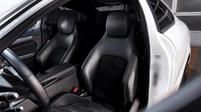 Gebraucht Mercedes C180 Edition 156 PS (114 kW) 2014 Coupé