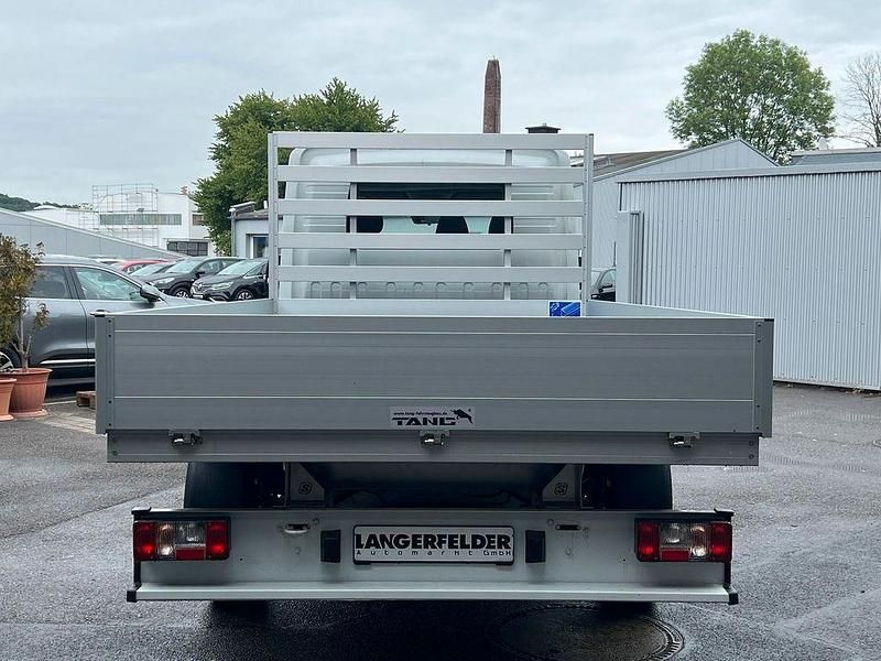 Neu Maxus V90 148 PS (108 kW) 2025 Weiß Van