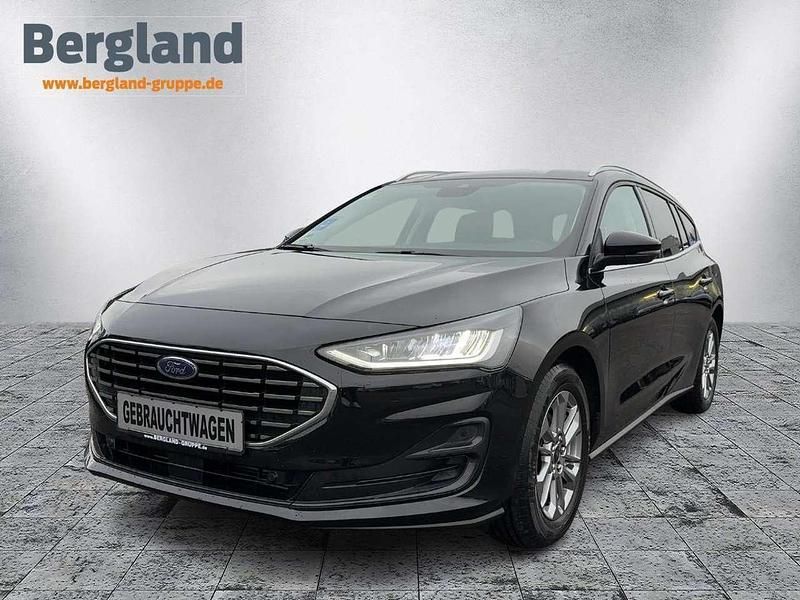 Gebraucht Ford Focus Titanium 125 PS (91 kW) 2024 Lackierung agate black metallic schwarz Kombi
