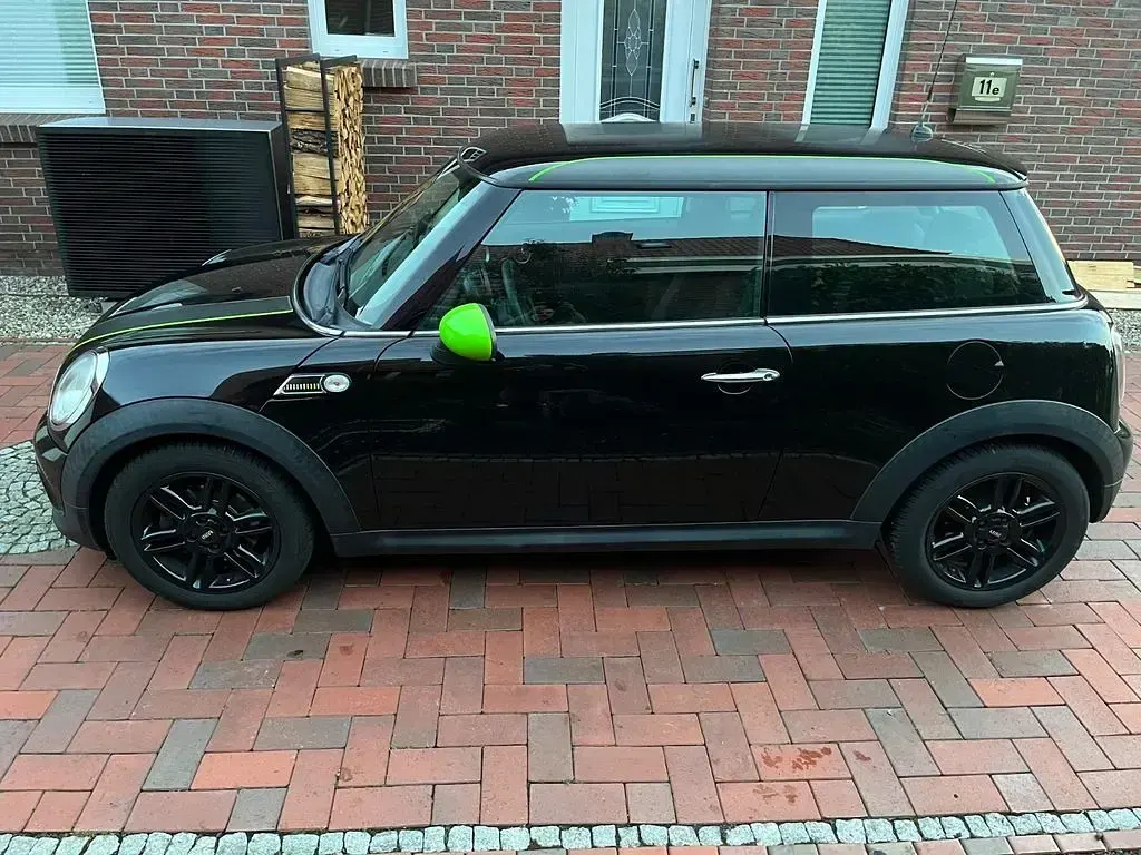Gebraucht Mini ONE Brick Lane 75 PS (55 kW) 2013 Schwarz Kleinwagen