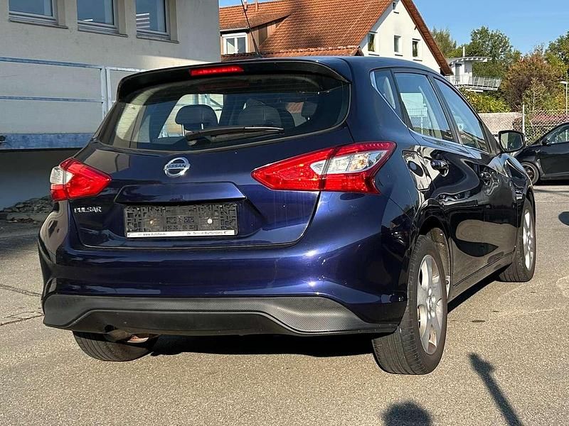 Gebraucht Nissan Pulsar Acenta 116 PS (85 kW) 2014 Blau Kleinwagen
